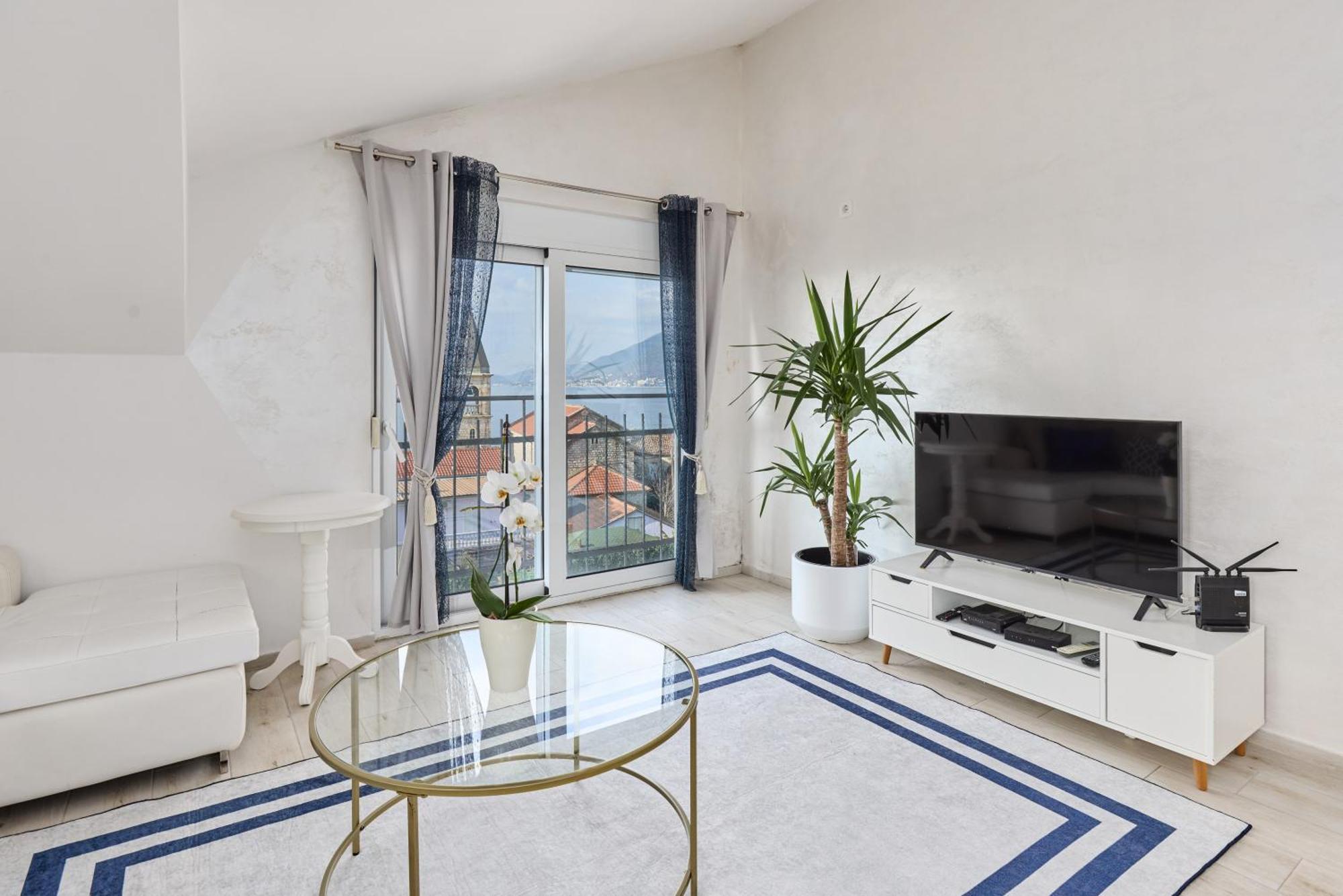 Bayview Apartments Tivat Montenegro Eksteriør billede
