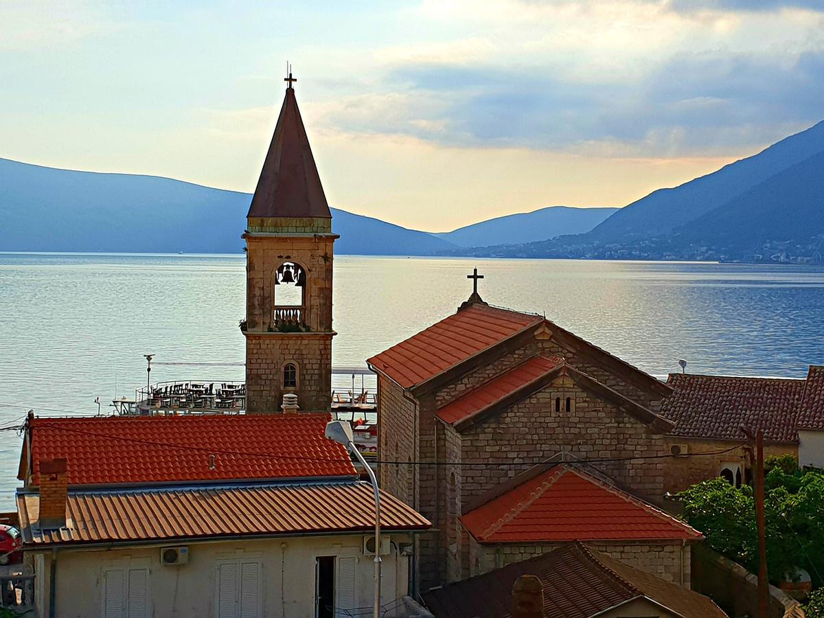 Bayview Apartments Tivat Montenegro Eksteriør billede