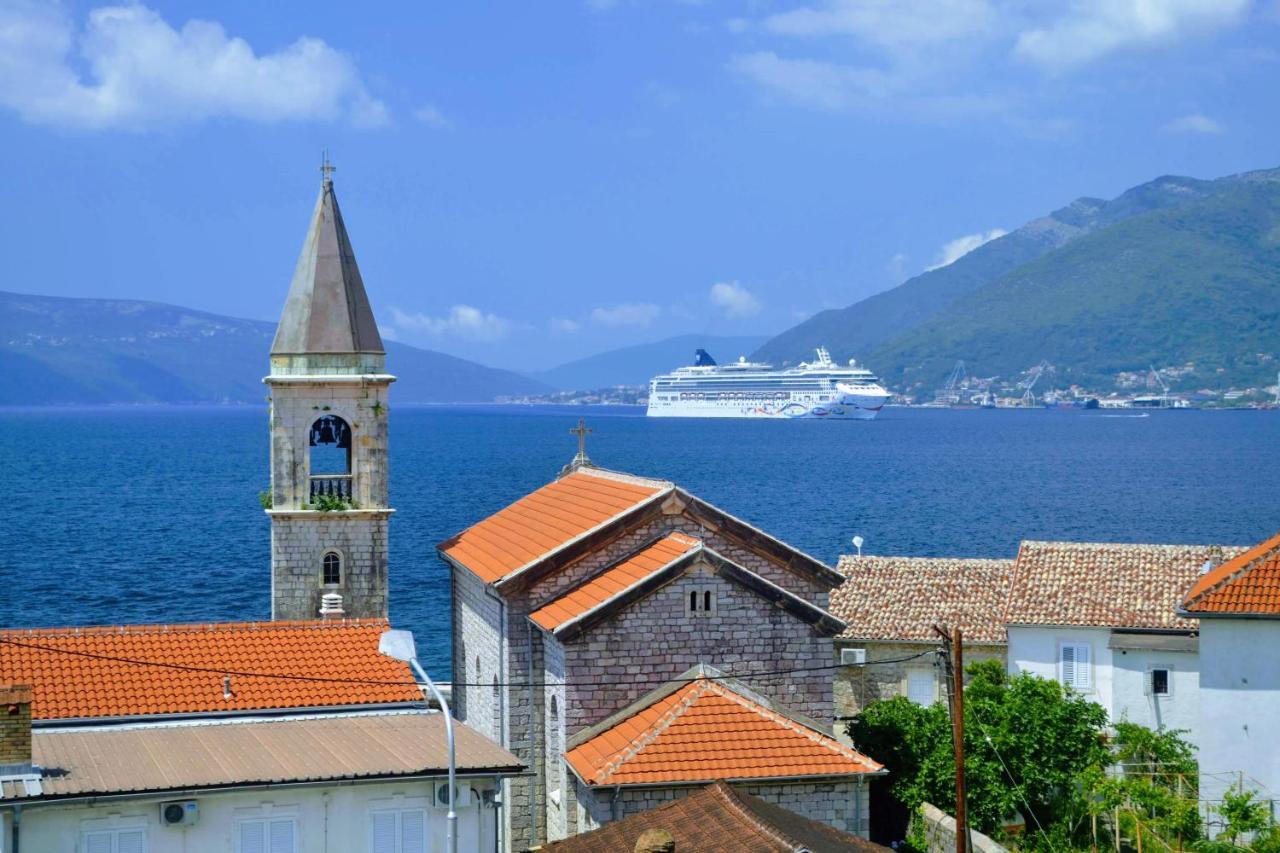 Bayview Apartments Tivat Montenegro Eksteriør billede
