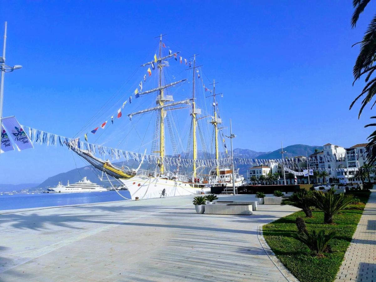 Bayview Apartments Tivat Montenegro Eksteriør billede